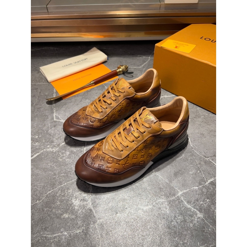 l**is V*t*n sneakers